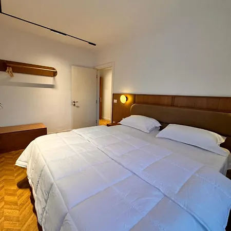 Apartment Agate Luxury 502 Tirana